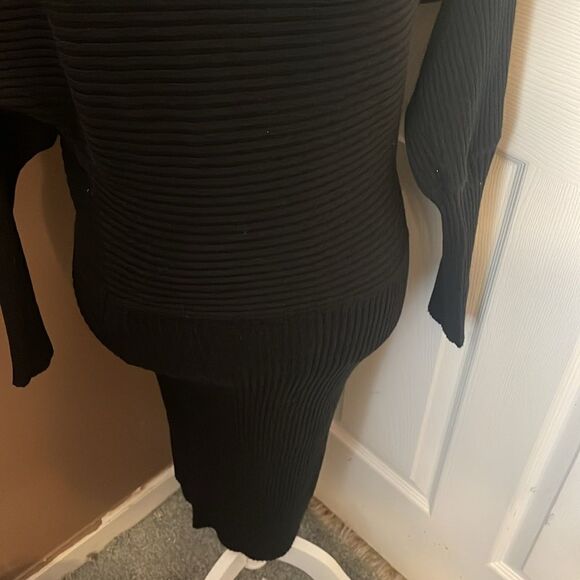 Donna Karan New York Deco Channel Knit MIDI Dress XSmall NWOT - Picture 3 of 9